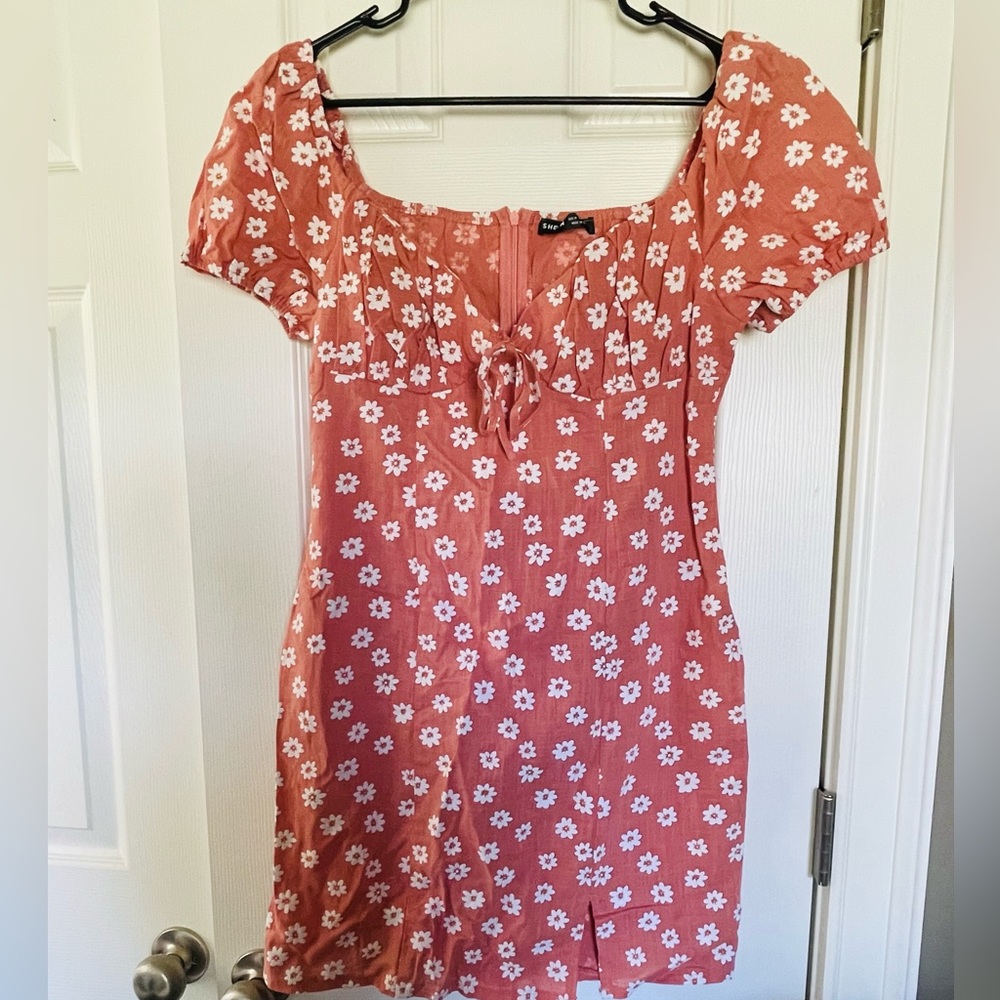 NWOT Daisy Dress
